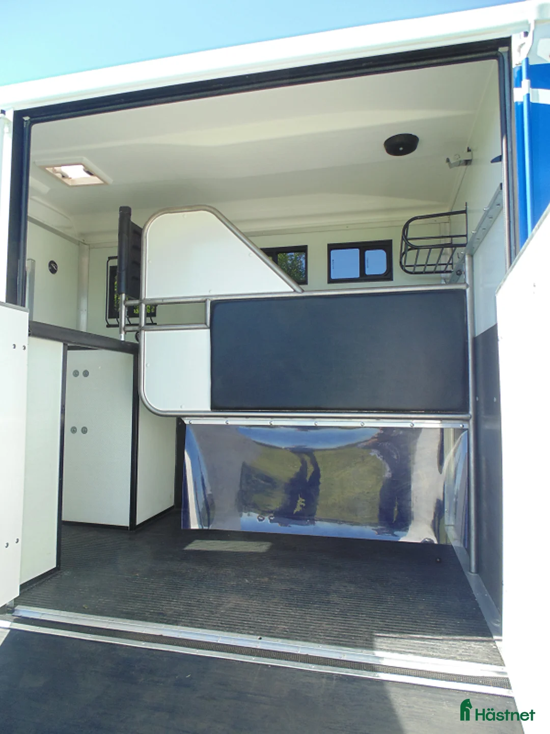 Hästtransporter  fordon & transport till salu: Equi Trek Night Treka i Kareby - Annons 3