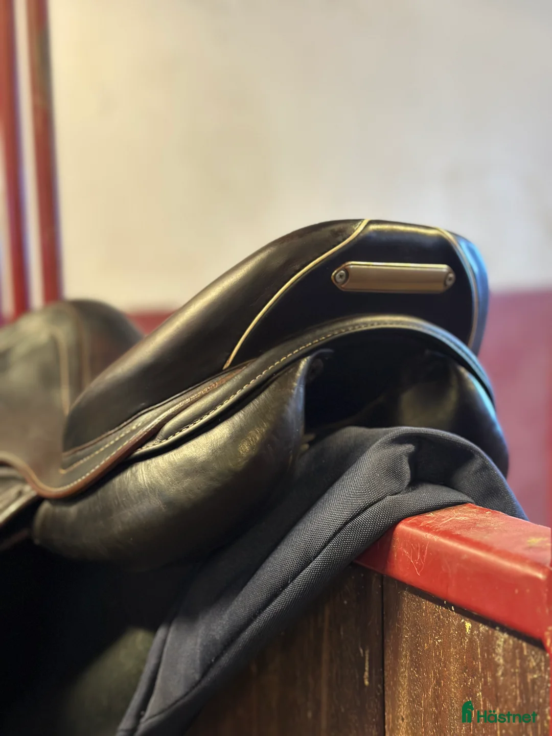 Sadlar hästutrustning till salu: Prestige Versailles hoppsadel  - Annons 3