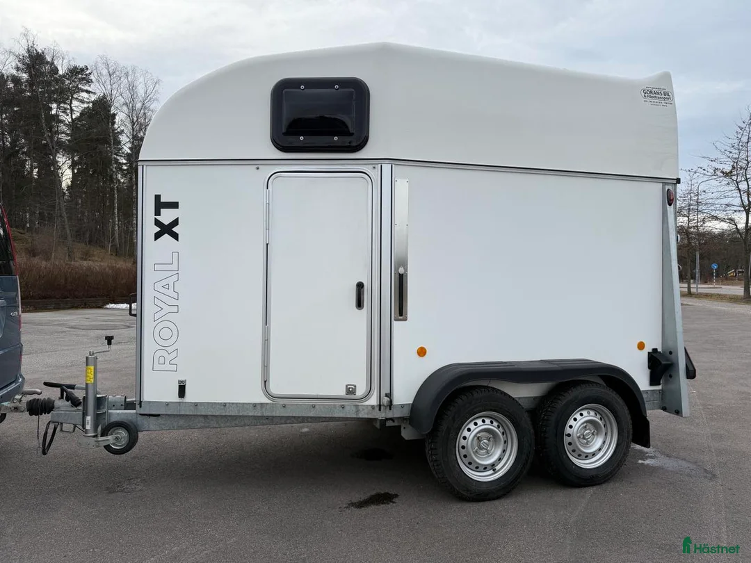 Hästtransporter  fordon & transport till salu: Royal XT - funktionell, smidig och säker!  i Köping - Annons 1