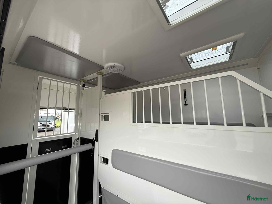 Hästlastbilar  fordon & transport till salu: NORDIC HORSE 5 STUTERI *HÖG LASTVIKT* - Annons 9