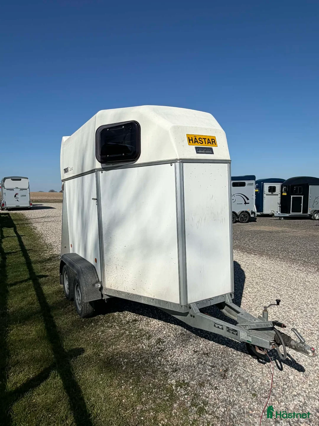 Hästtransporter  fordon & transport till salu: Hästtransport utan sadelkammare - Annons 2