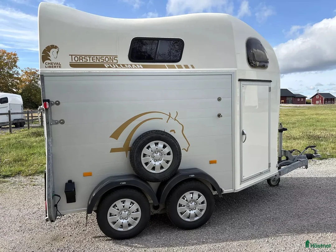 Hästtransporter  fordon & transport till salu: CHEVAL LIBERTÉ GOLD II 2021 - Annons 2