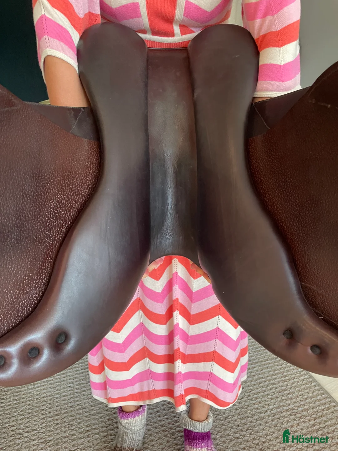 Sadlar hästutrustning till salu: Hoppsadel Equiline 17’ - Annons 10