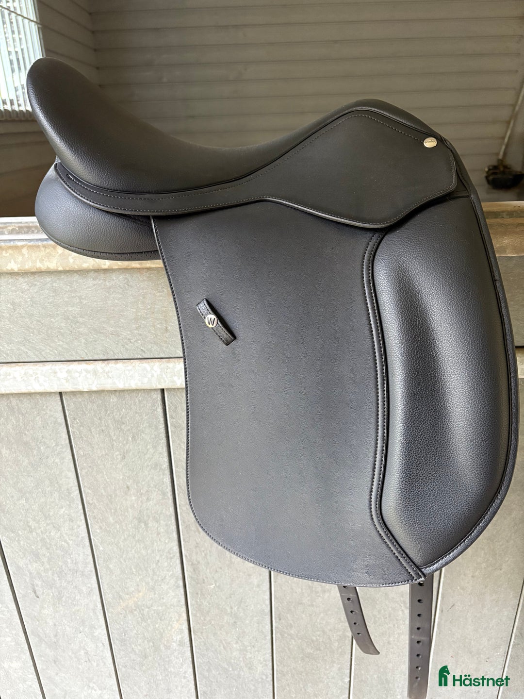 Sadlar hästutrustning till salu: Wintec 500 wide dressyrsadel i Rörvik - Annons 1