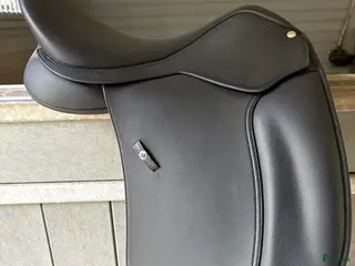 Sadlar hästutrustning till salu: Wintec 500 wide dressyrsadel i Rörvik - Annons 2