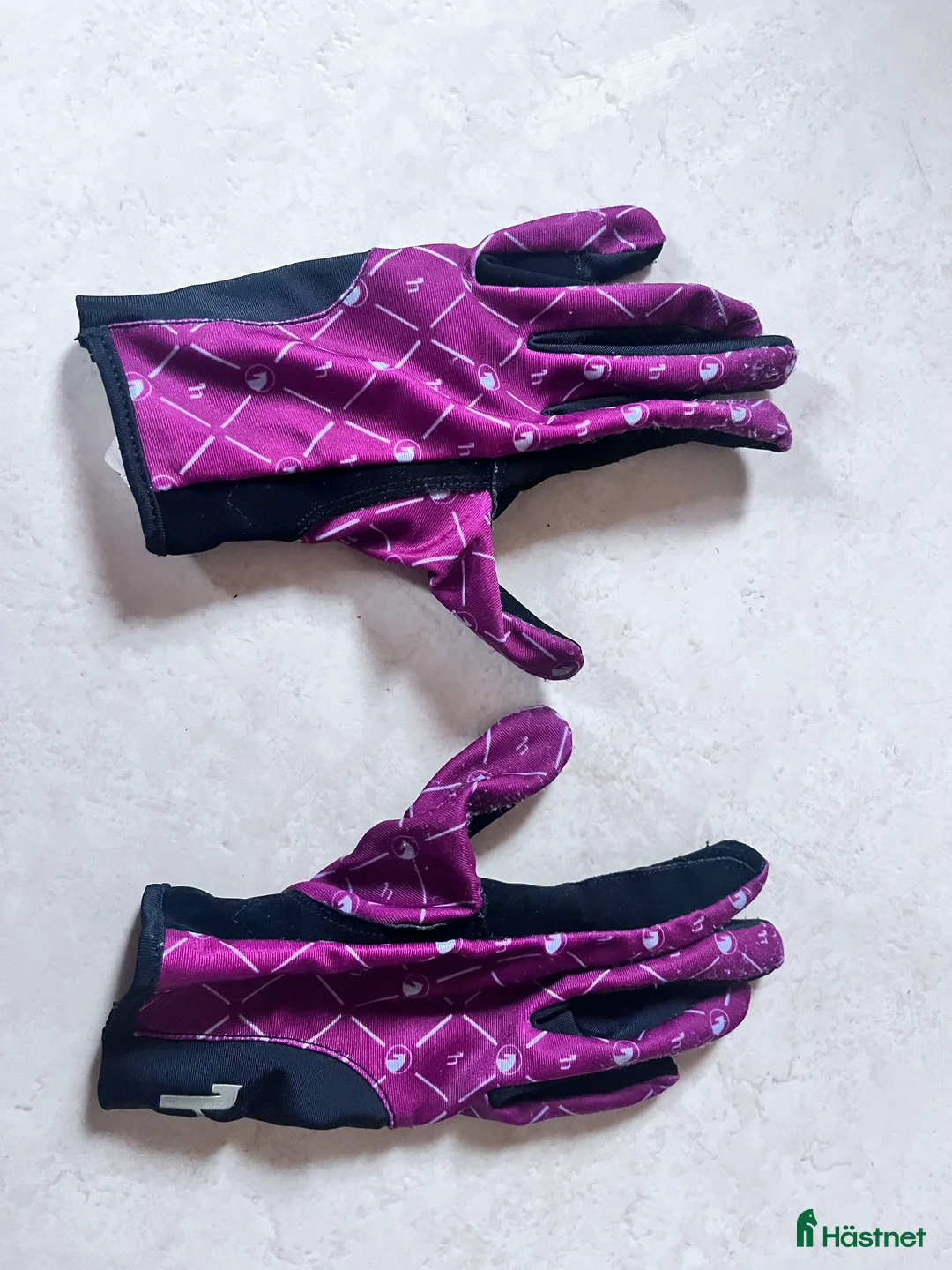 Övrig Ryttarutrustning ryttarutrustning till salu: Ridvantar sommar junior - Annons 1