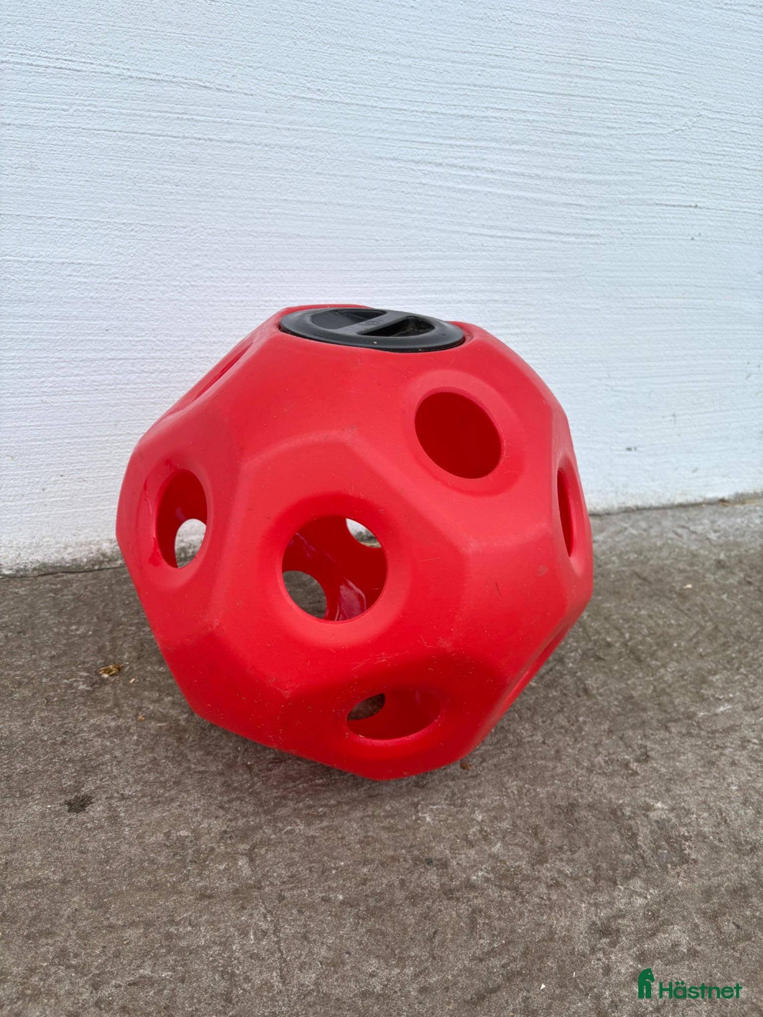 Övrig utrustning övrig utrustning till salu: Hö boll  - Annons 2