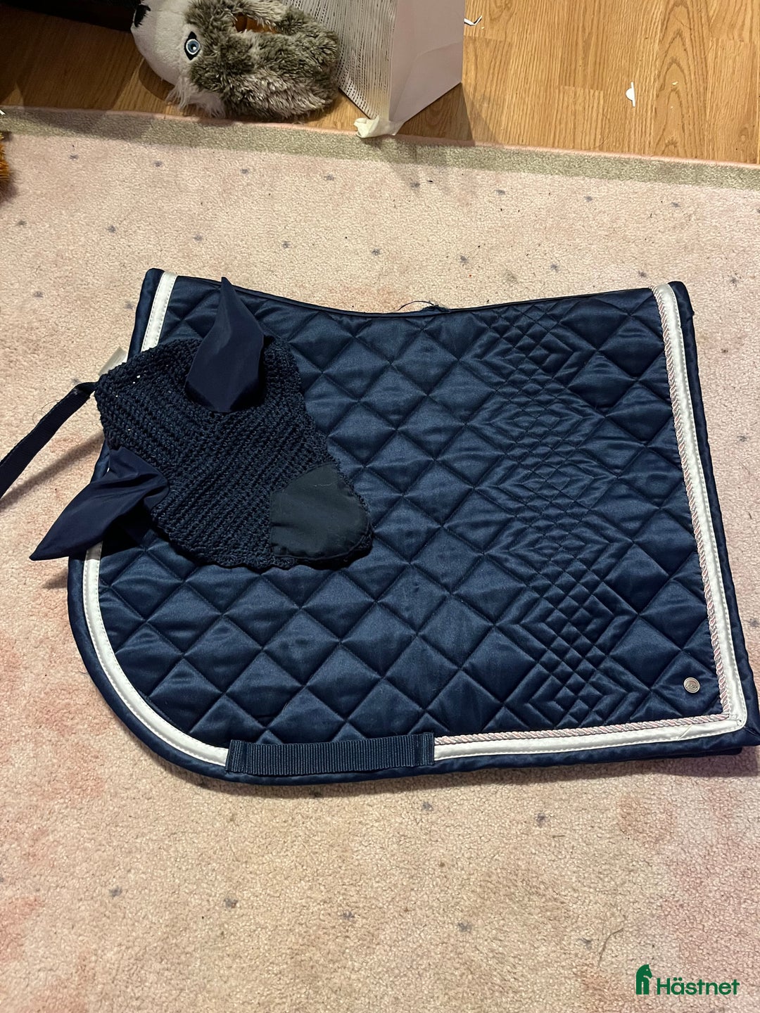 Schabrak & Vojlockar hästutrustning till salu: Rensning efter hästen som åkte  i Vinninga - Annons 1