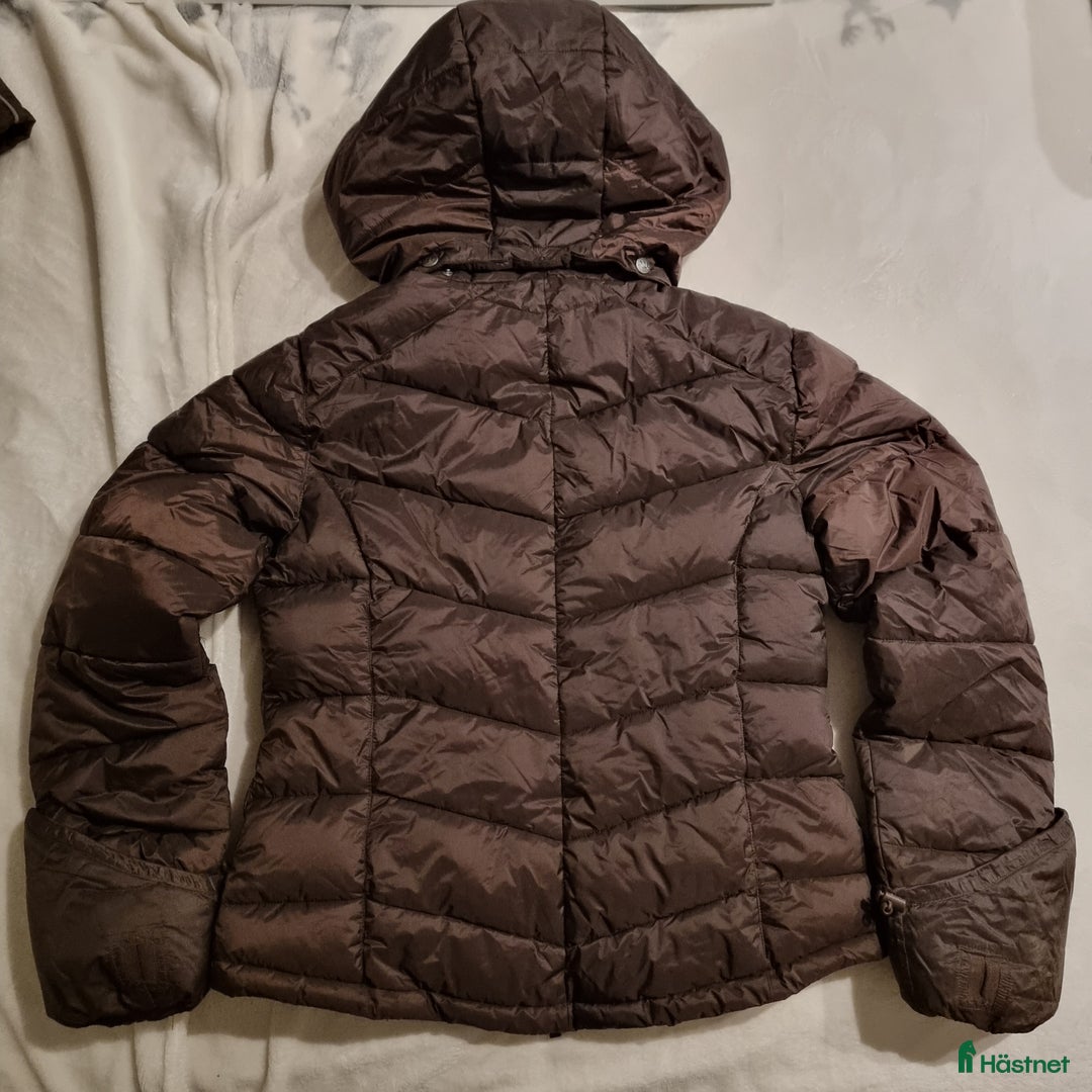 Jackor & Kavajer ryttarutrustning till salu: Uhip Nordic Jacka/kjol i Edsvalla - Annons 2