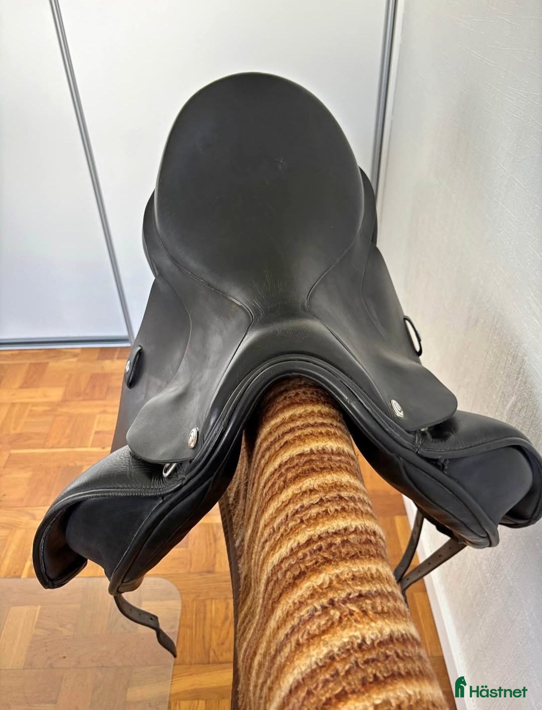 Sadlar hästutrustning till salu: Clincher compact dressage i Helsingborg - Annons 2