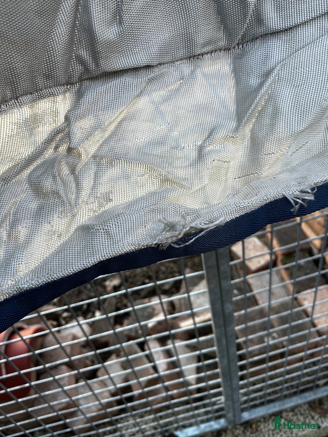 Täcken hästutrustning till salu: Bucas vintertäcke i Kvicksund - Annons 3