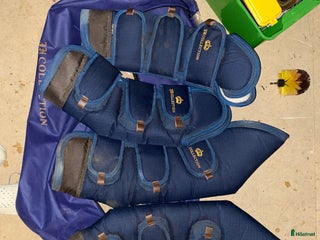 Benskydd hästutrustning till salu: Transportskydd i Skutskär - Annons 1