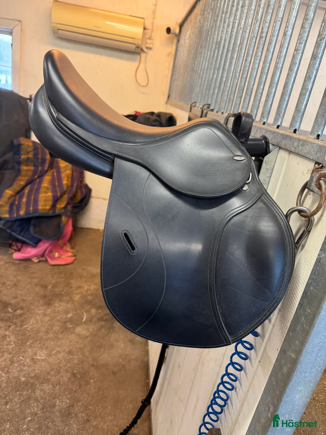 Sadlar hästutrustning till salu: Tekna ponnysadel  - Annons 1