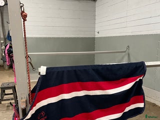 Täcken hästutrustning till salu: Säljer fleecetäcke 125cm - Annons 5