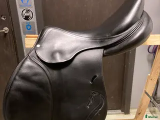 Sadlar hästutrustning Antares hoppsadel - Annons 2