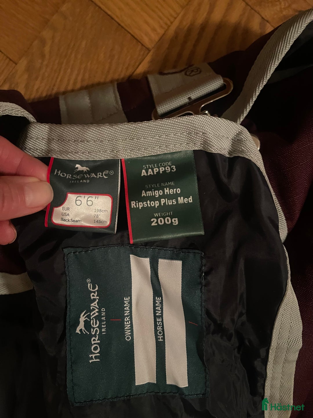 Täcken hästutrustning till salu: Horseware Amigo Utetäcke 200 g, som nytt. i Stockholm - Annons 3