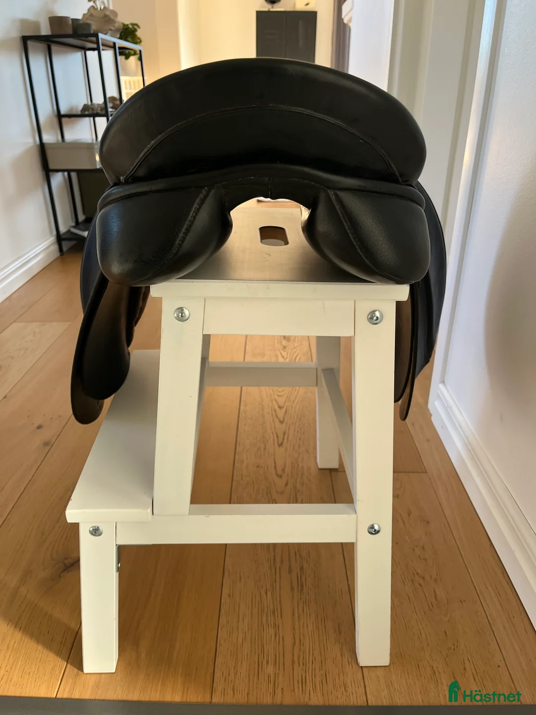 Sadlar hästutrustning till salu: Knights Lady Rowina Dressyrsadel i Oskarshamn - Annons 3