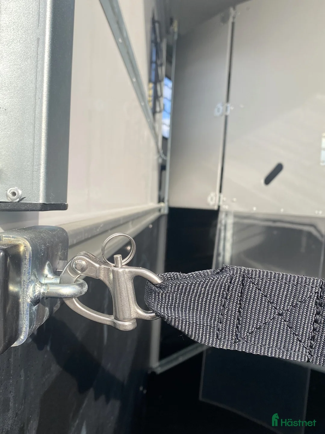 Hästtransporter  fordon & transport till salu: Diagonallastad Fautras Oblic+2 för 2 hästar i Kvicksund - Annons 21