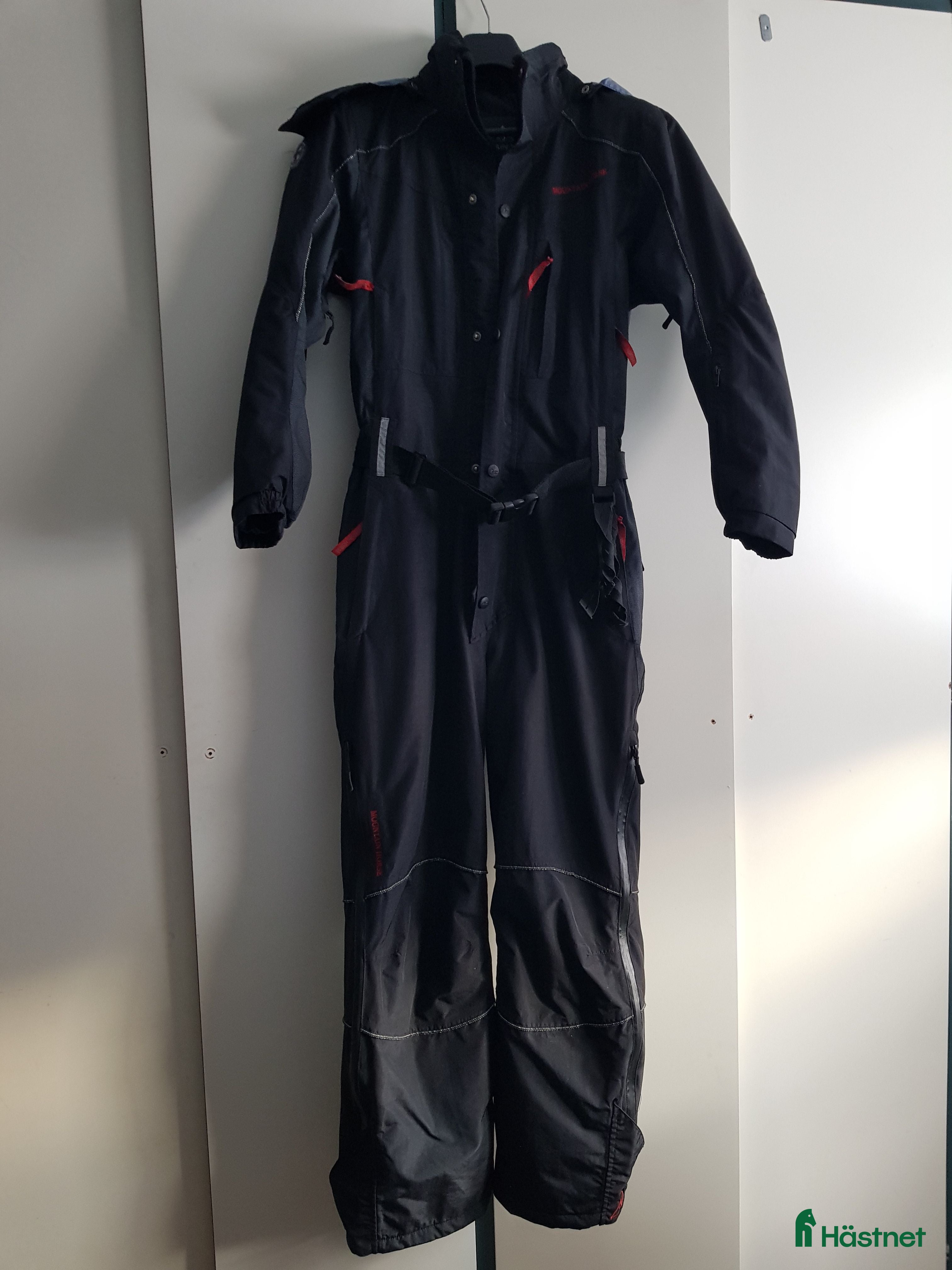 Övrigt Ridkläder ryttarutrustning till salu: Mountain horse ridoverall strl S i Timrå - Annons 9