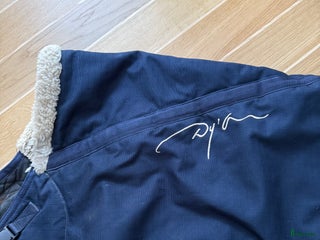 Täcken hästutrustning till salu: Mysigt vintertäcke från Dy’on med lyxig känsla i Saltsjö-Boo - Annons 6