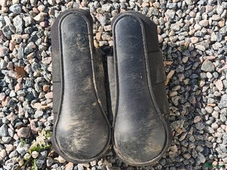 Benskydd hästutrustning till salu: Strykkappor i Lödöse - Annons 2