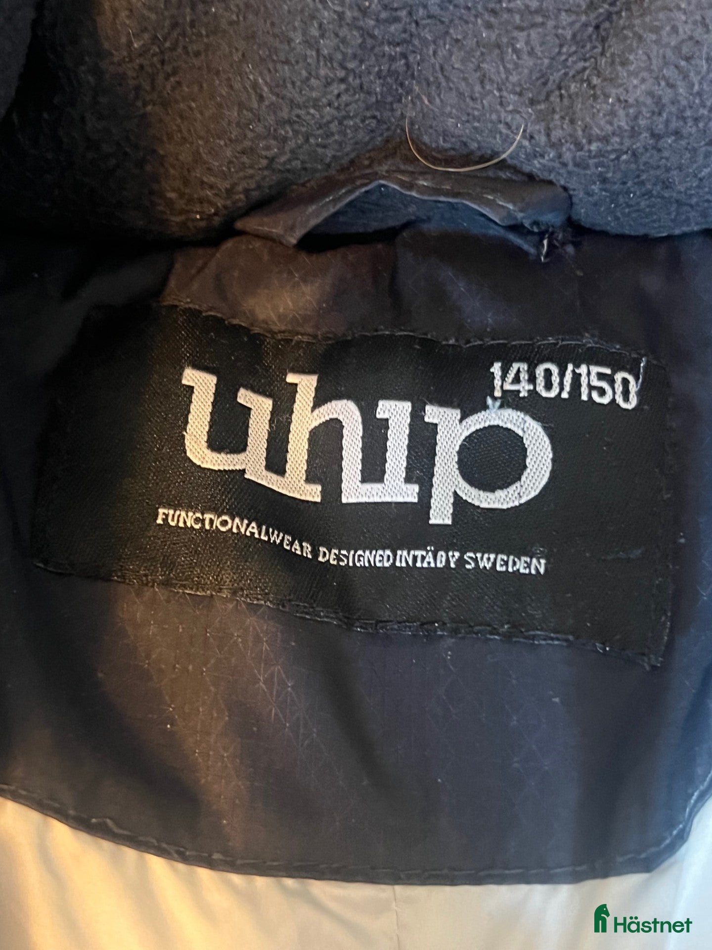 Jackor & Kavajer ryttarutrustning till salu: Uhip vinterkappa stl 140/150 - Annons 4