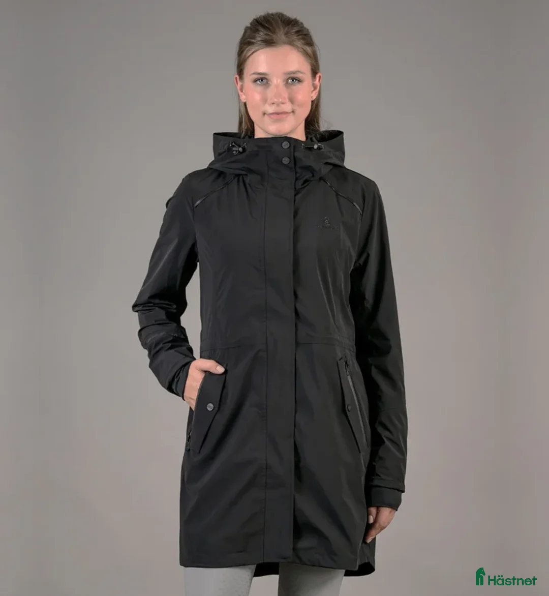 Jackor & Kavajer ryttarutrustning till salu: Cavallo Parka - Annons 1