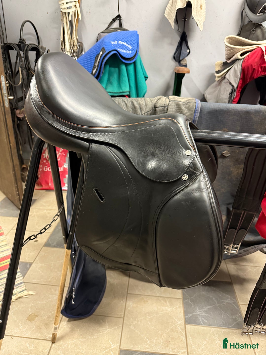 Sadlar hästutrustning till salu: Fin Equipe linnea i Vimmerby - Annons 1