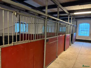 Stallinredning, stängsel & gård övrig utrustning till salu: Stallboxar inklusive inredning Säljes - Annons 5