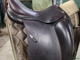 Sadlar hästutrustning till salu: Equipe 16" i Gantofta - Annons 1