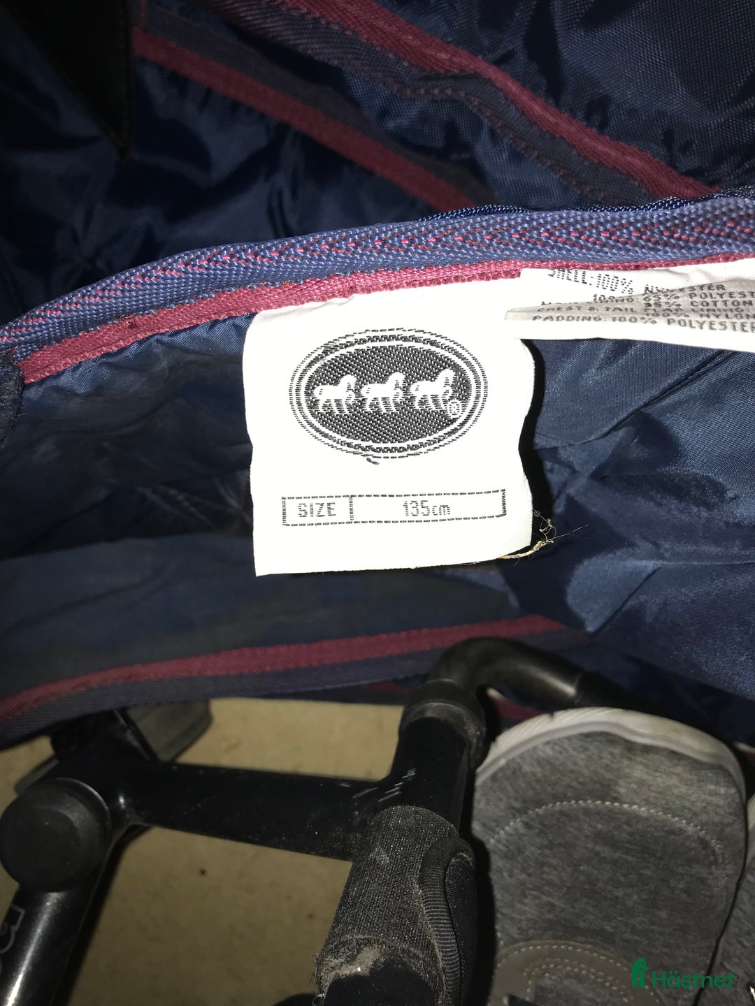 Täcken hästutrustning till salu: Tjockare täcke att ha ute  i Herrljunga - Annons 3