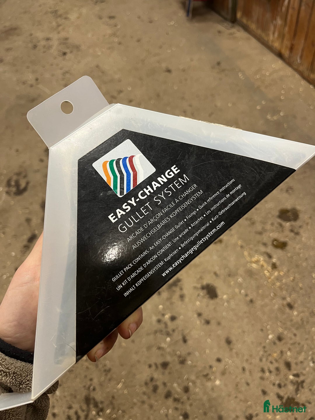 Sadlar hästutrustning till salu: Isabell Werth Bates Cair sadel dressyr i Åkers Styckebruk - Annons 8