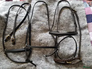 Träns hästutrustning Nosgrimmor svart och brun cob i Söråker - Annons 11