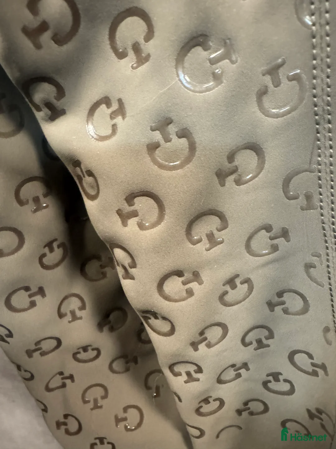 Ridbyxor ryttarutrustning till salu: Fina grå ridbyxor från Cavalleria Toscana i Kimstad - Annons 6