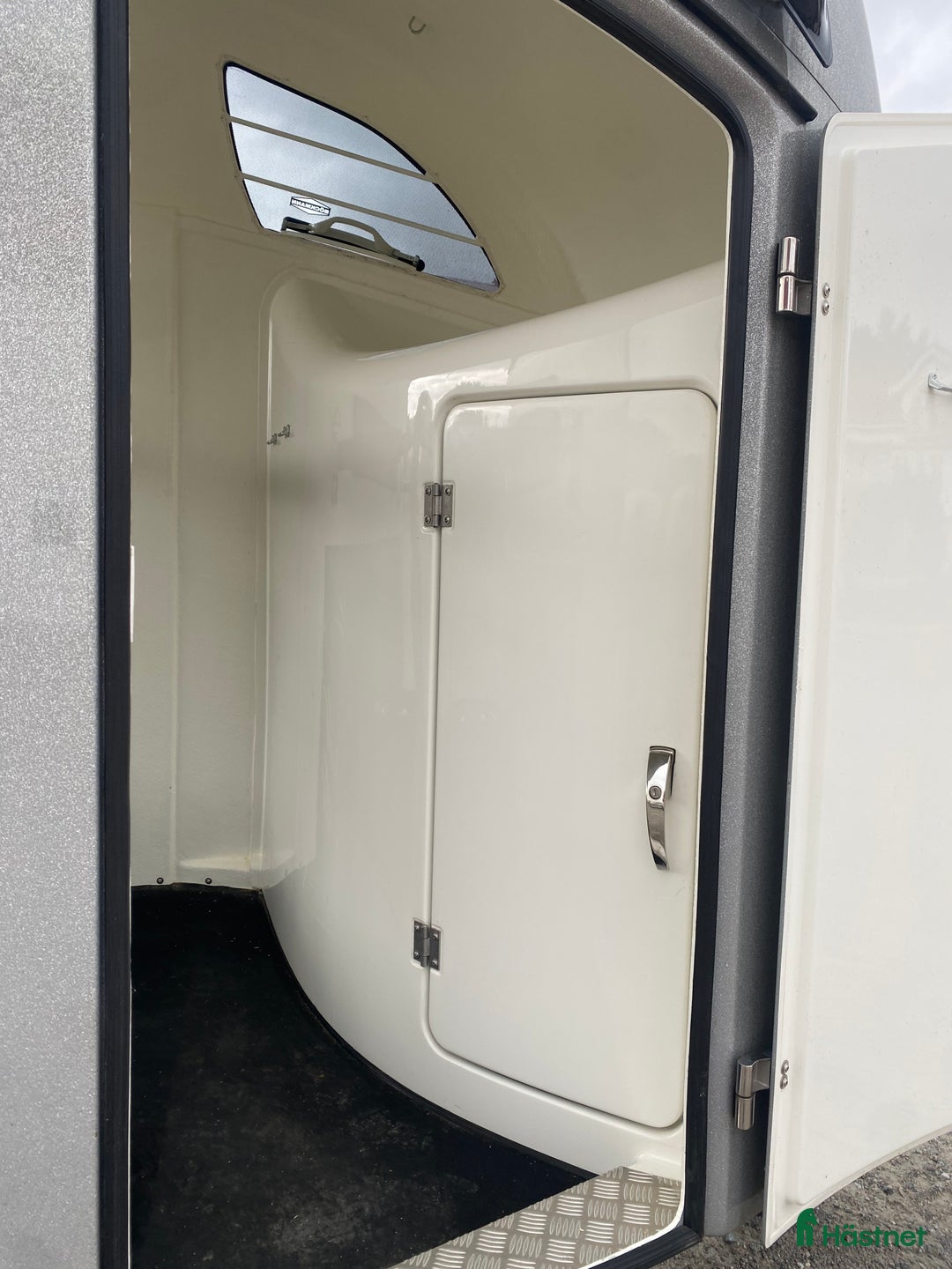 Hästtransporter  fordon & transport till salu: Böckmann Master -24 129 900:- i Ytterby - Annons 6