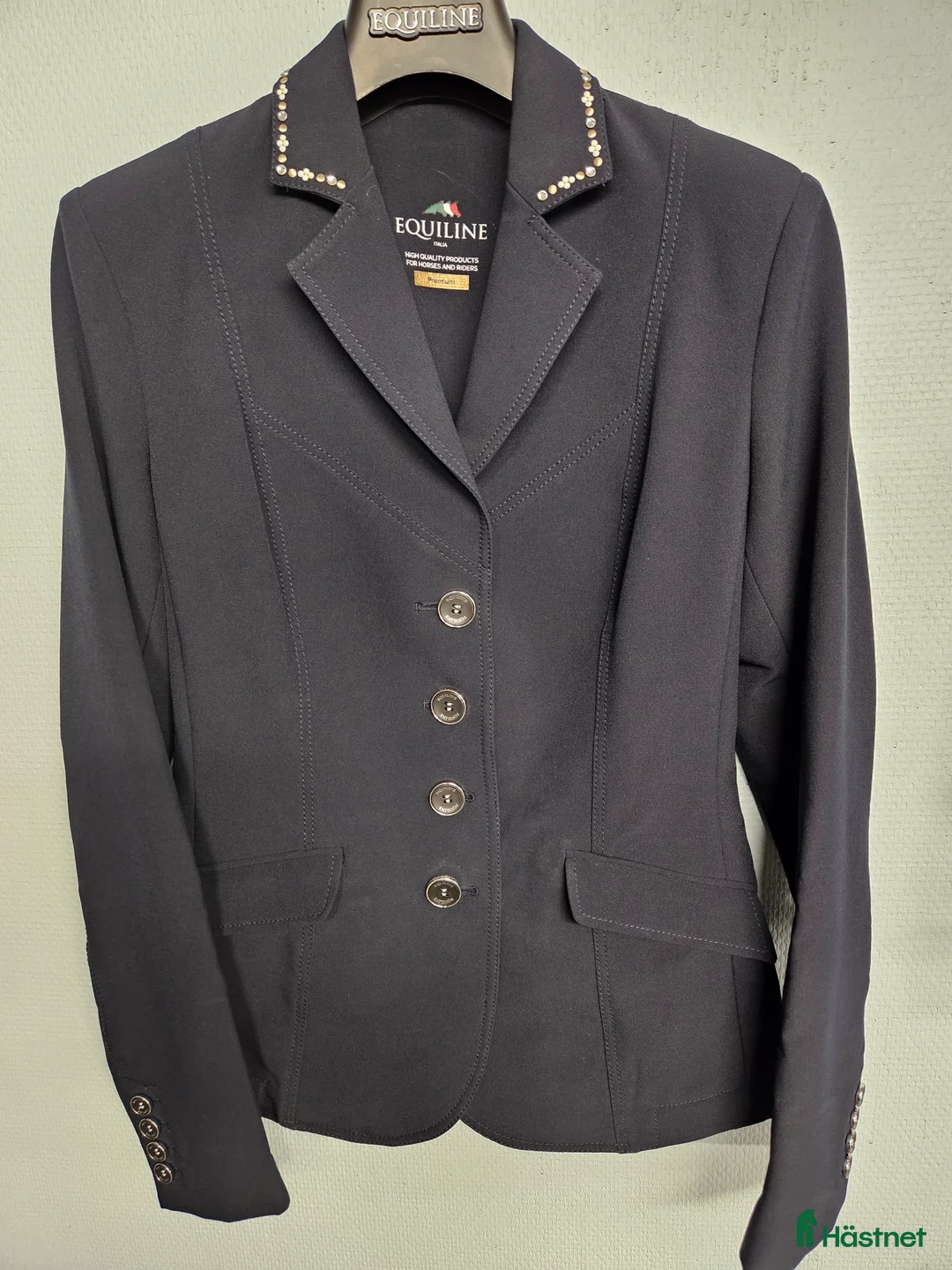 Jackor & Kavajer ryttarutrustning till salu: Equiline kavaj i Ronneby - Annons 1
