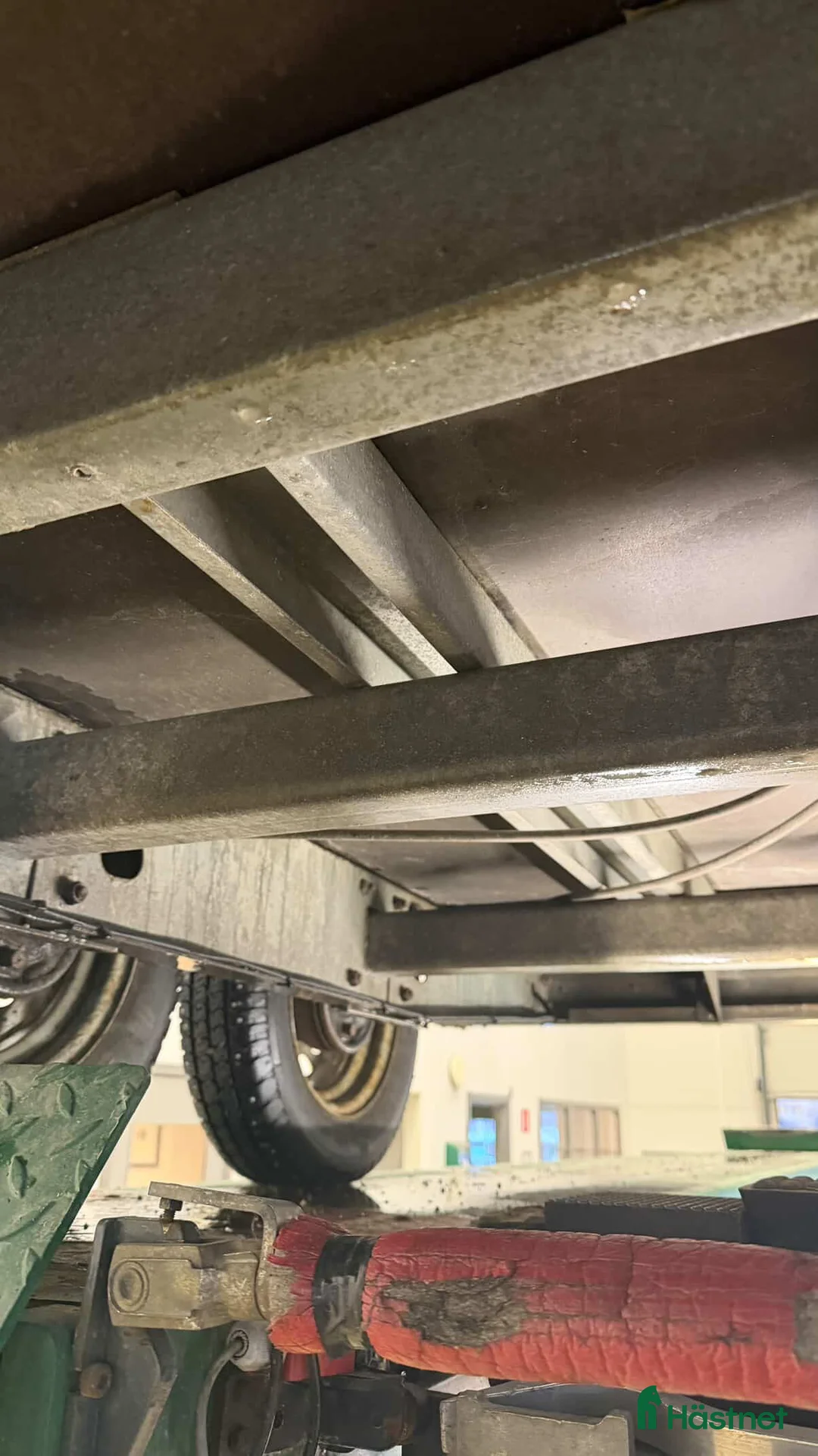 Hästtransporter  fordon & transport till salu: Nybesiktad Thule i fint skick! i Åkers Styckebruk - Annons 6