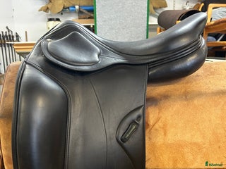 Sadlar hästutrustning till salu: Amerigo DJ i Göteborg - Annons 23