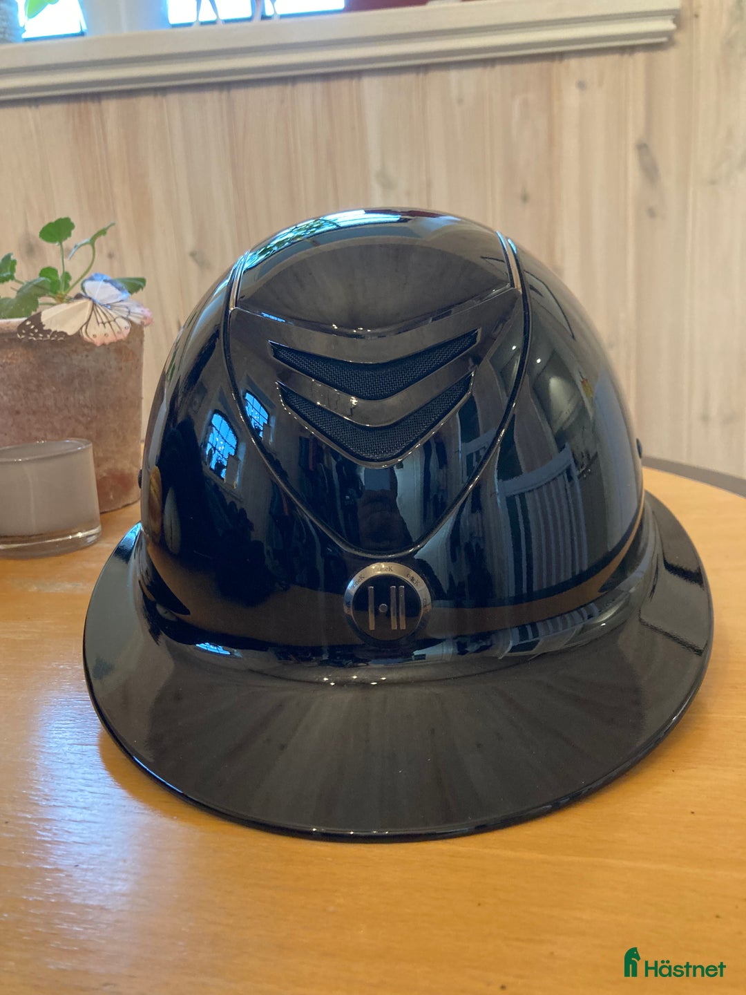 Hjälmar ryttarutrustning till salu: One K hjälm i Kristianstad - Annons 1