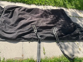 Täcken hästutrustning till salu: Fint utetäcke! i Glanshammar - Annons 4