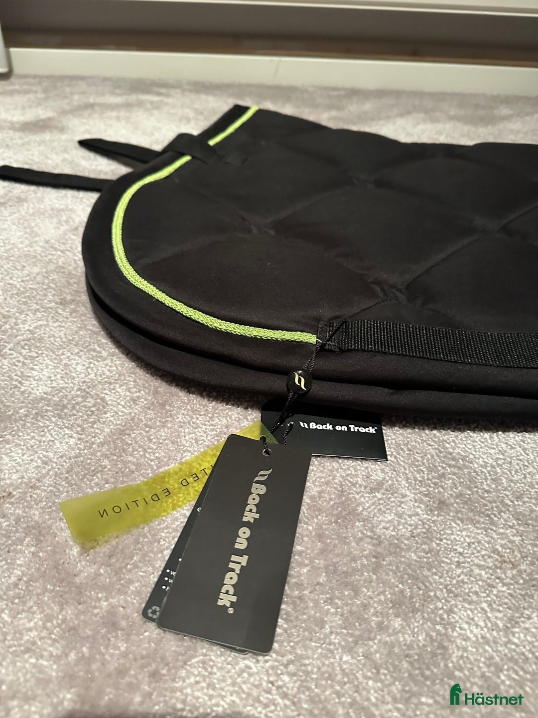 Schabrak & Vojlockar hästutrustning till salu: Oanvänt LIMITED EDITION schabrak i Lidingö - Annons 2