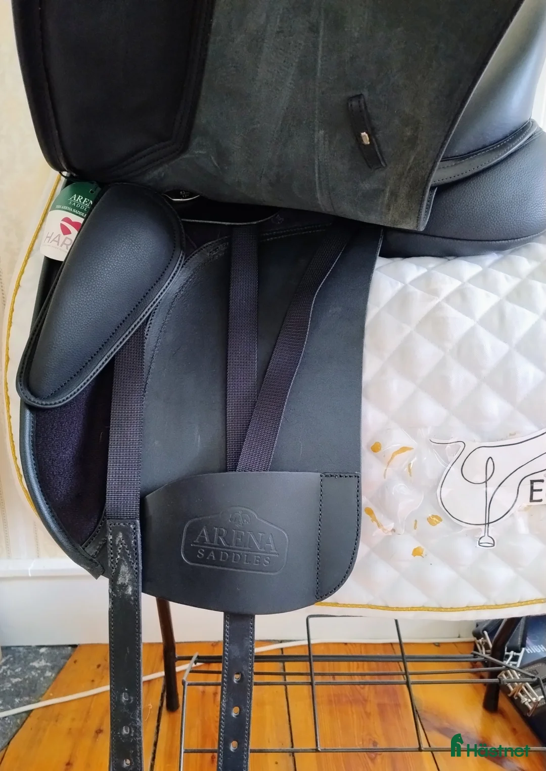 Sadlar hästutrustning till salu: NY Arena Dressyrsadel - Annons 2