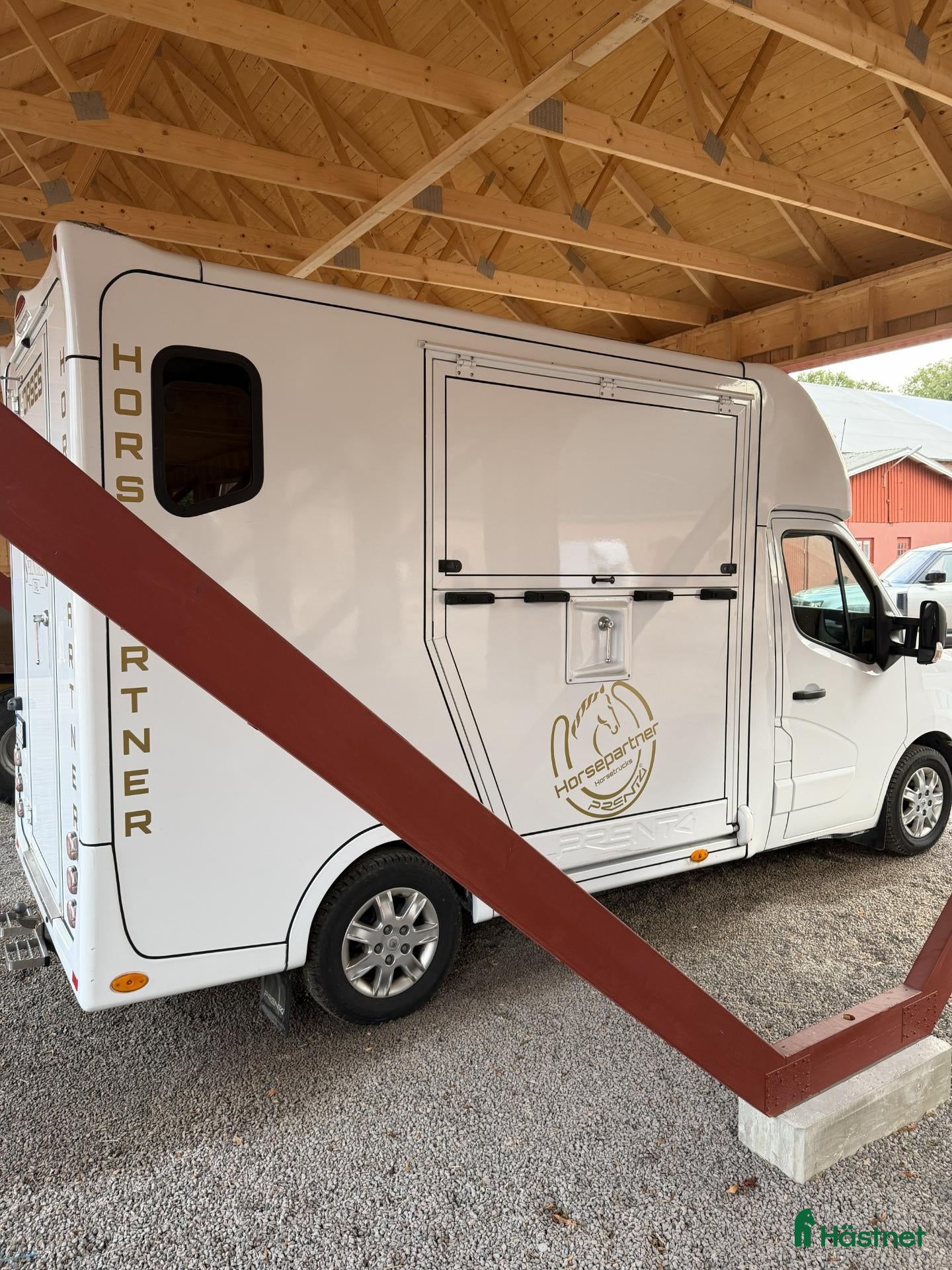 Hästlastbilar  fordon & transport till salu: Cavaleno Primero Hästlastbil B-kort - 6500 mil - Annons 1
