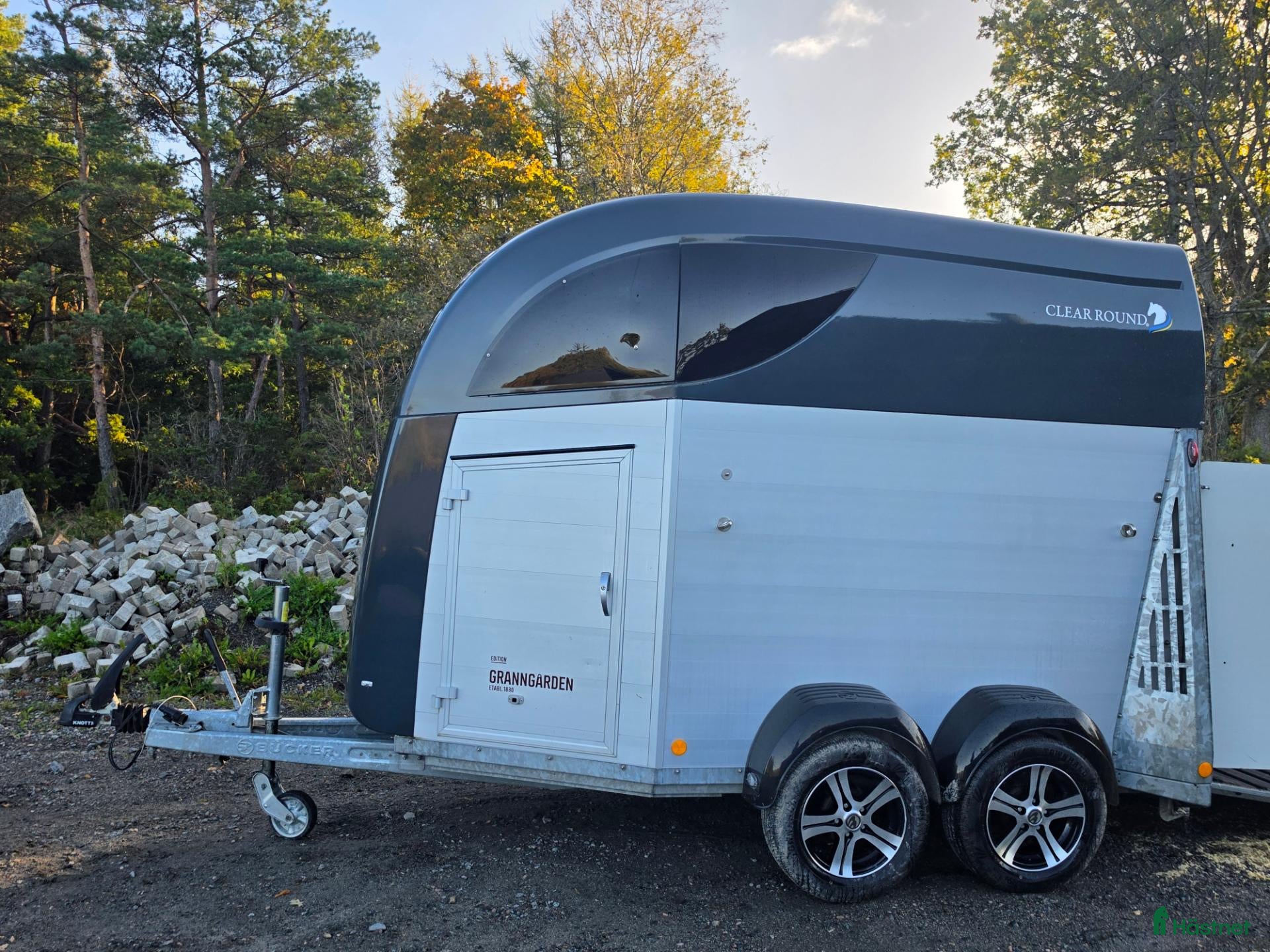 Hästtransporter  fordon & transport till salu: Clear Round ALU - Annons 2