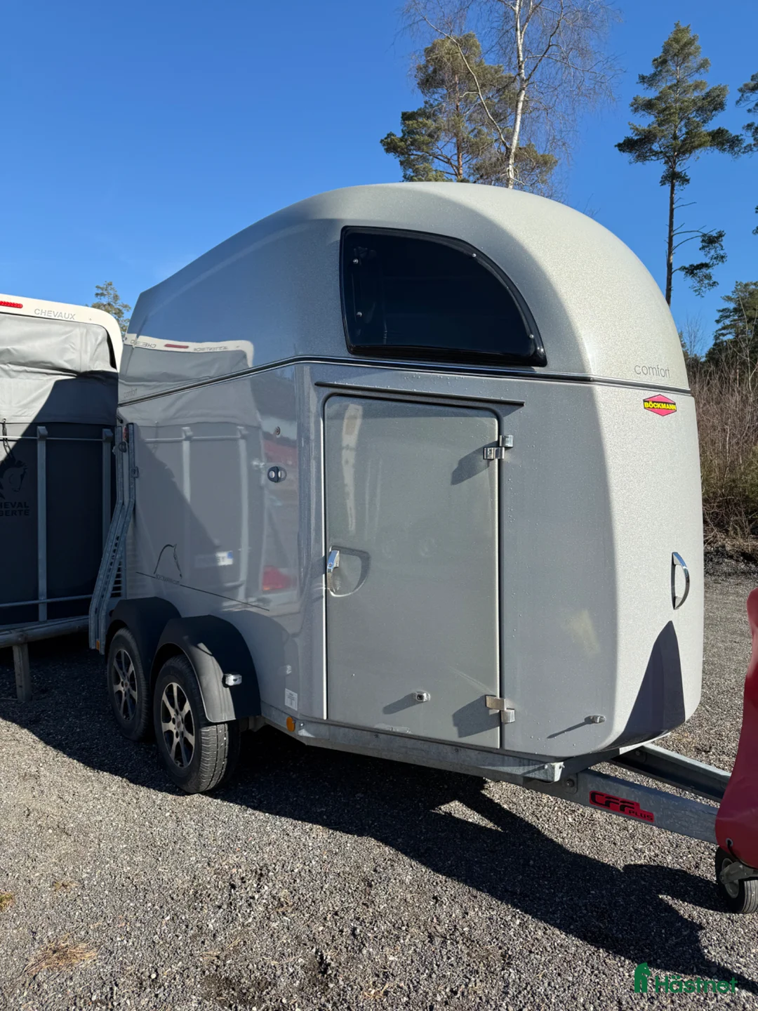 Hästtransporter  fordon & transport till salu: Böckmann Comfort med sadelkammare - Annons 1