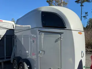 Hästtransporter fordon & transport till salu: Böckmann Comfort med sadelkammare - Annons 5