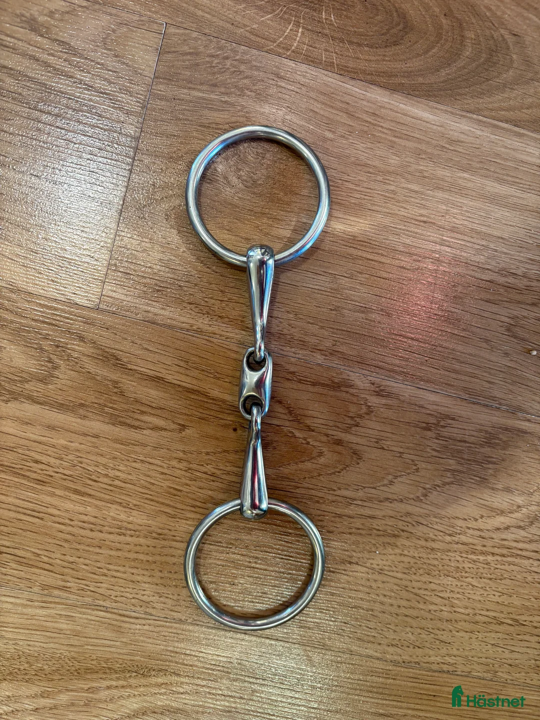 Bett hästutrustning till salu: Tredelat tränsbett i Fjälkinge - Annons 1