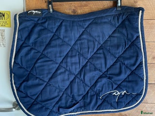 Schabrak & Vojlockar hästutrustning till salu: Dyon stl Full i Berghem - Annons 3