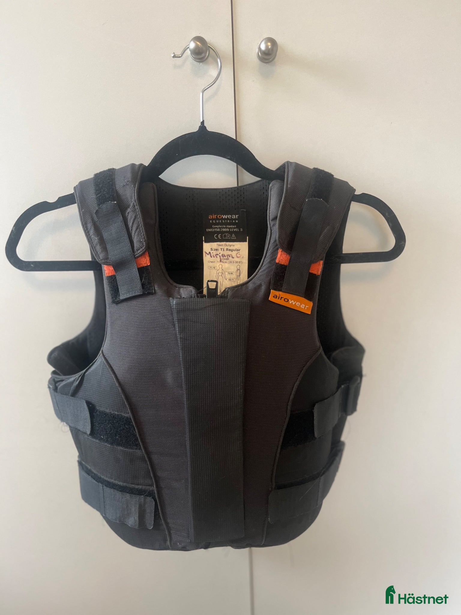 Säkerhetsvästar ryttarutrustning till salu: Säkerhetsväst airowear - Annons 15