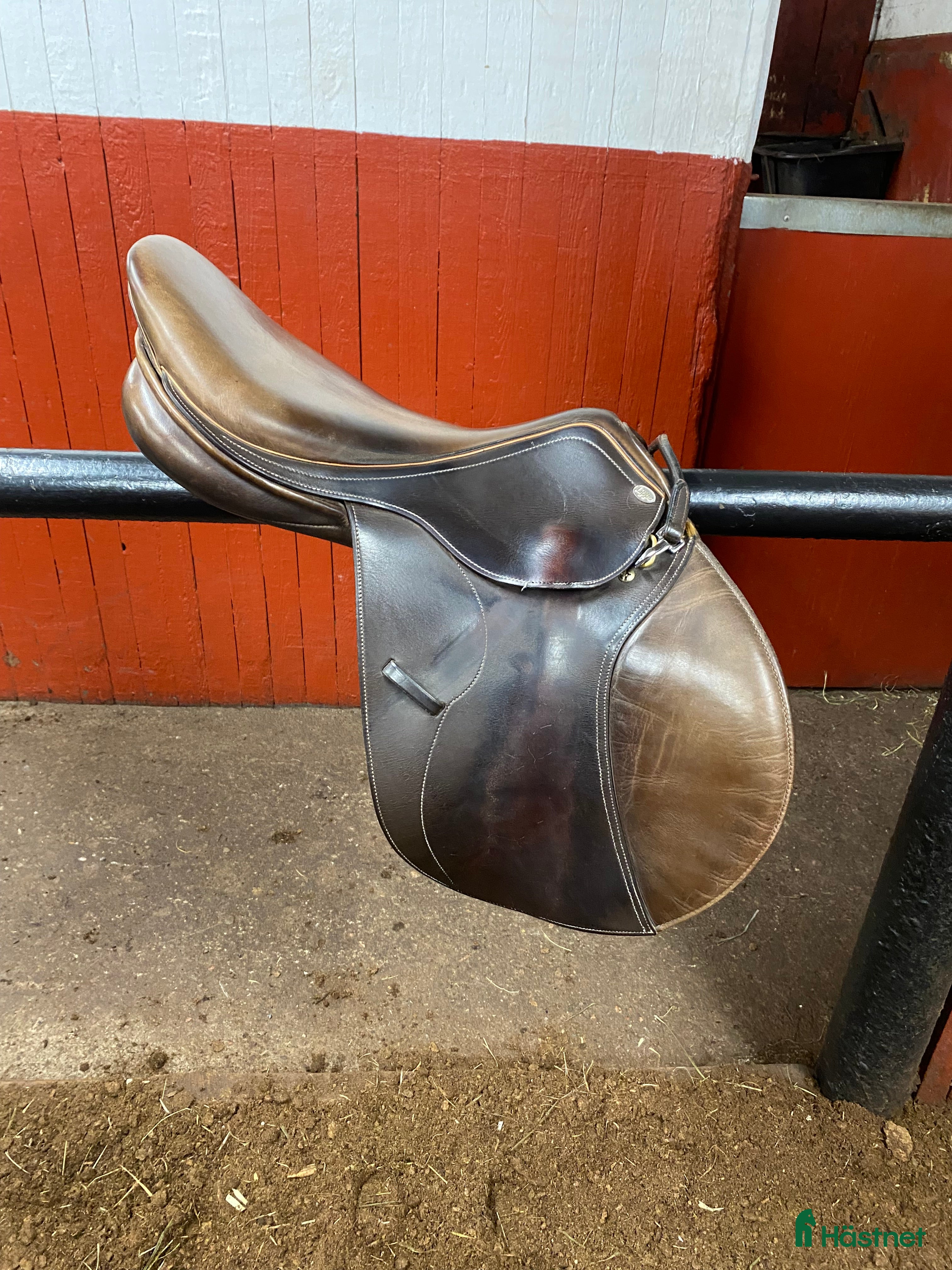 Sadlar hästutrustning Lippo Fazzino  - Annons 1